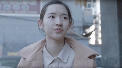 大象席地而坐剧照的剧照