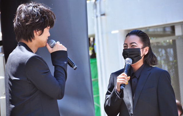 新宿天鹅剧照的剧照