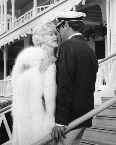 热情如火剧照的剧照