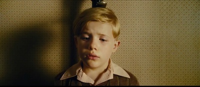 小男孩剧照的剧照