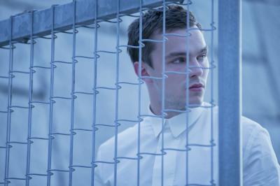 同等族群剧照的剧照