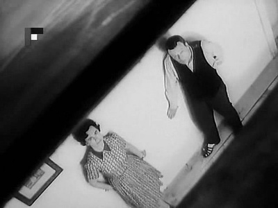 为年轻刽子手的辩护剧照的剧照