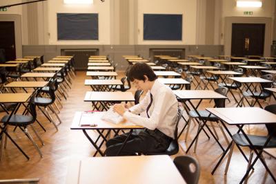 X加Y剧照的剧照