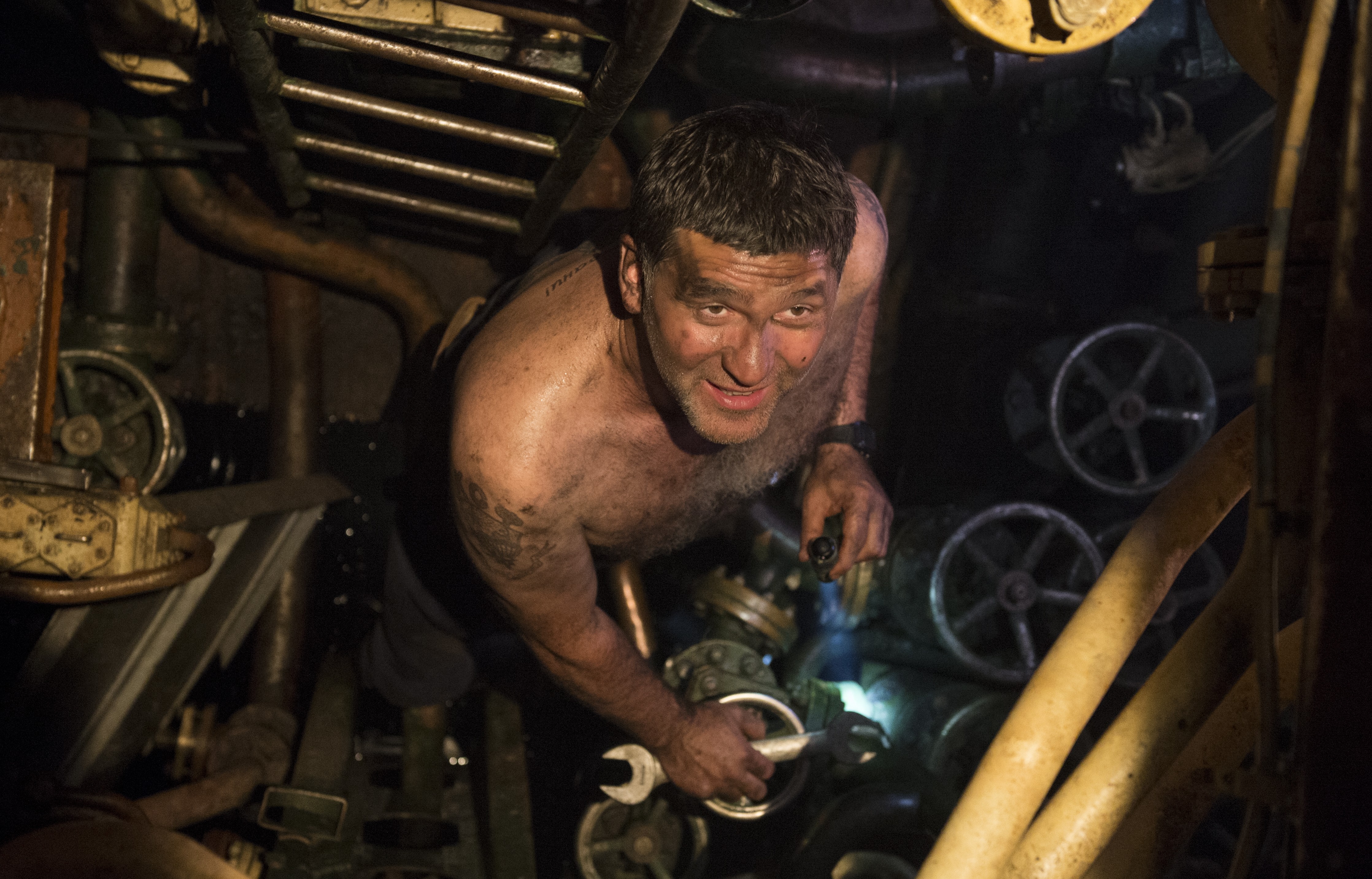 黑海夺金剧照的剧照