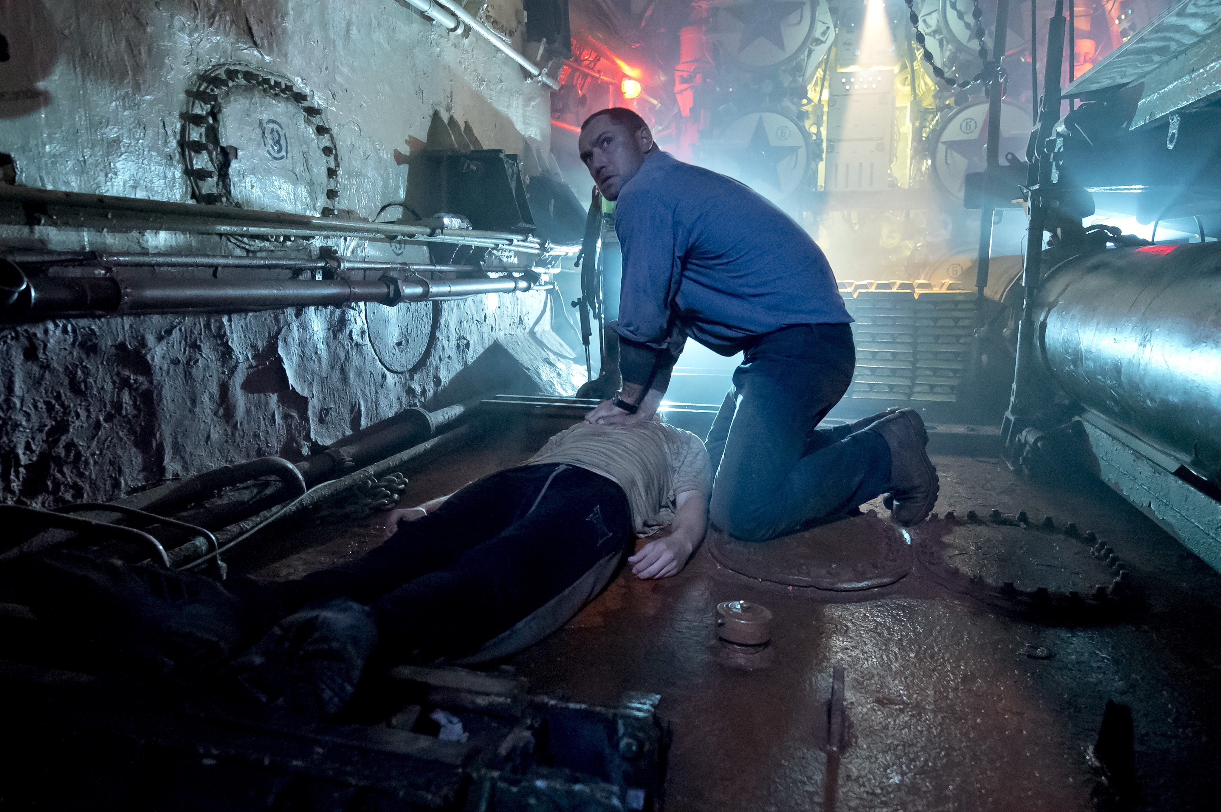 黑海夺金剧照的剧照