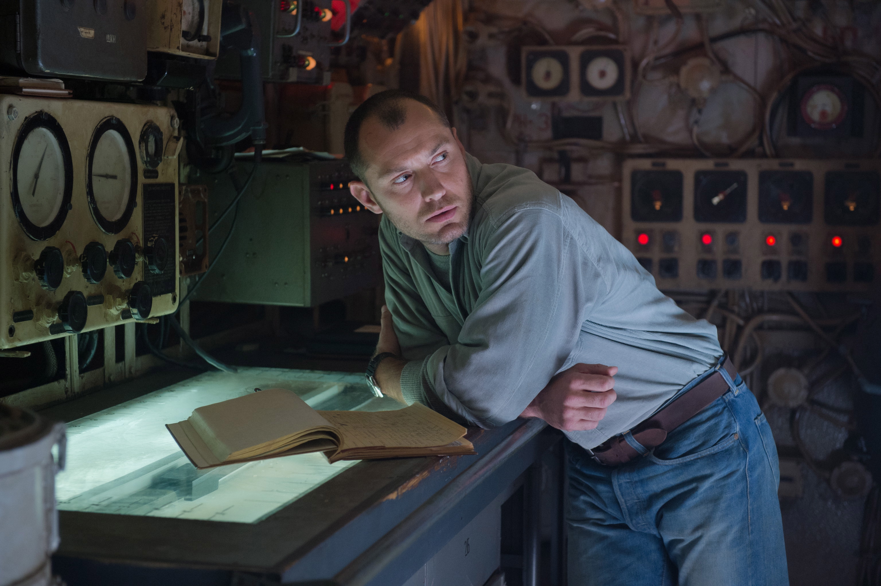 黑海夺金剧照的剧照