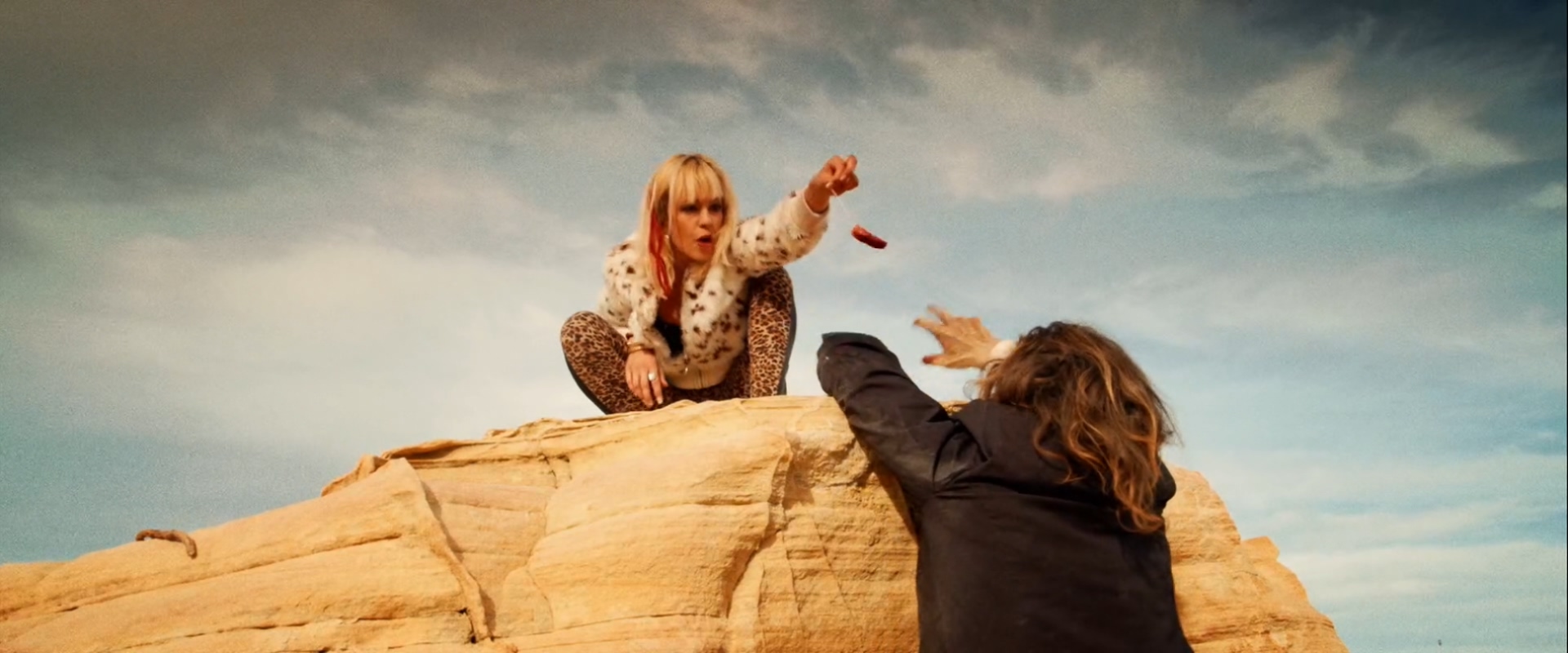 血染黄沙剧照的剧照