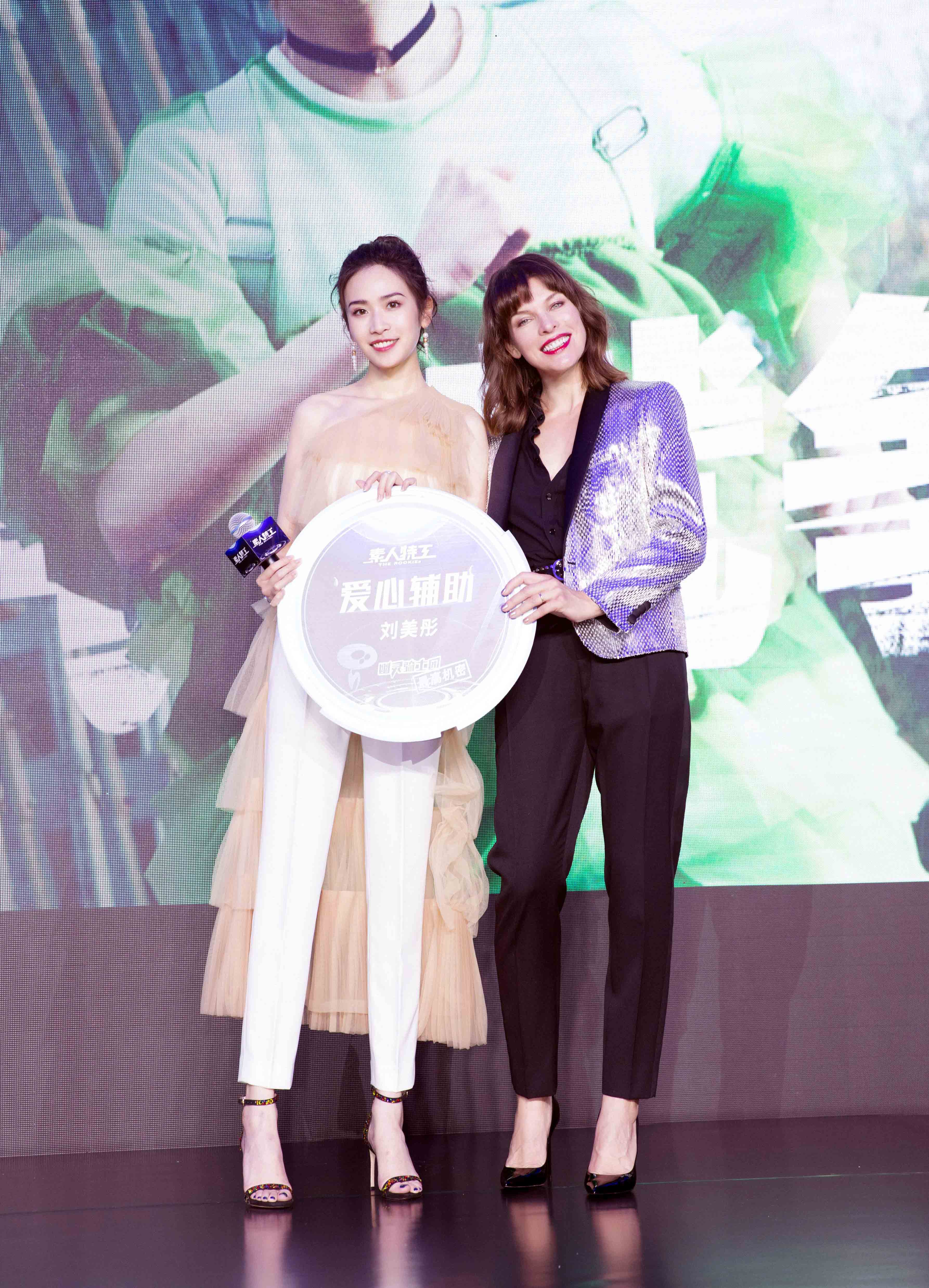 素人特工剧照的剧照