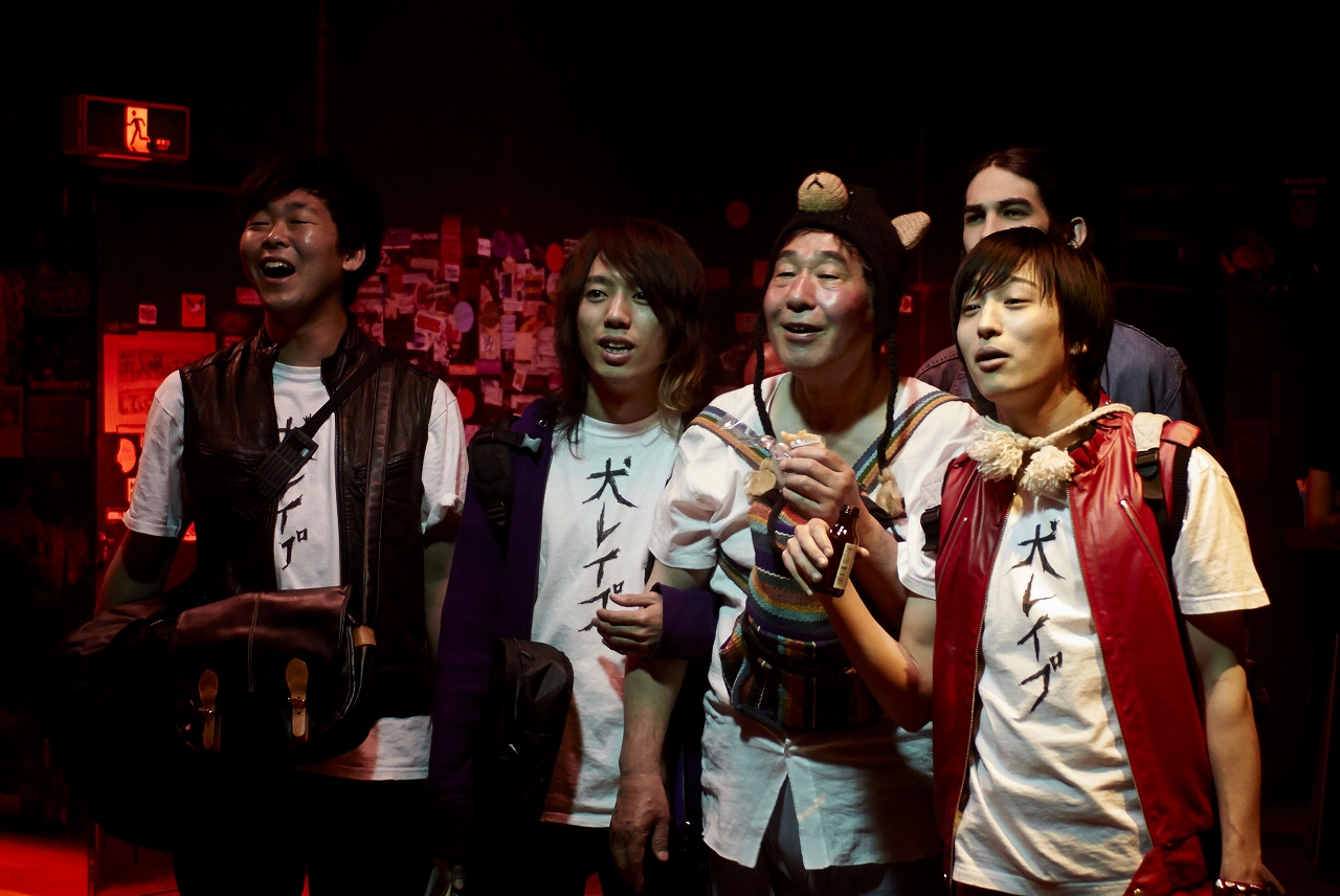 日日摇滚剧照的剧照