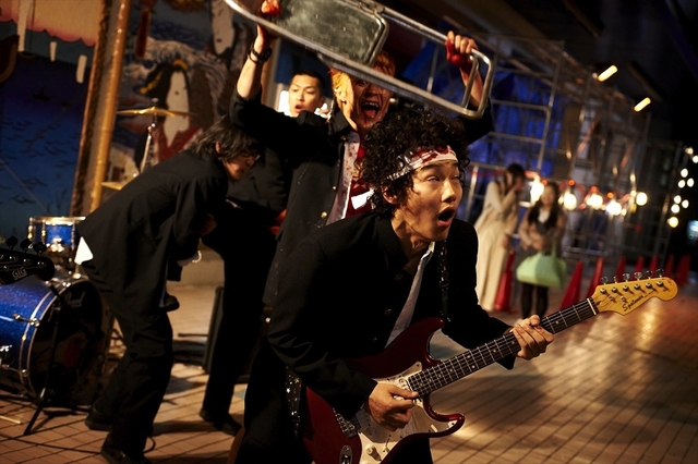 日日摇滚剧照的剧照