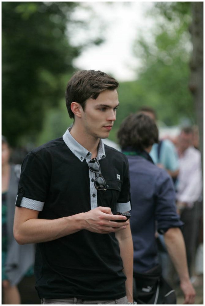 年轻人剧照的剧照