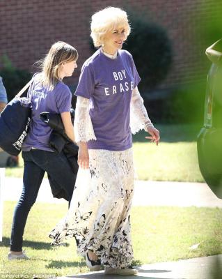 被抹去的男孩剧照的剧照