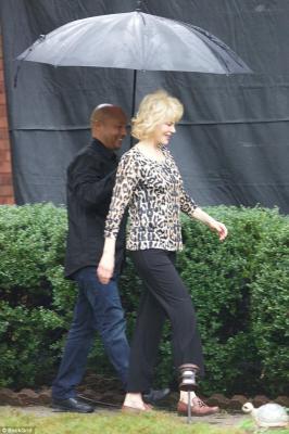 被抹去的男孩剧照的剧照