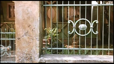 深深的腥红剧照的剧照