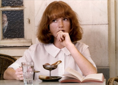 编织的女孩剧照的剧照