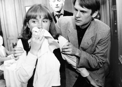 编织的女孩剧照的剧照