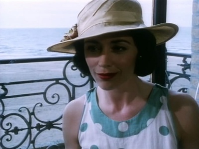 高尔夫球场的疑云剧照的剧照