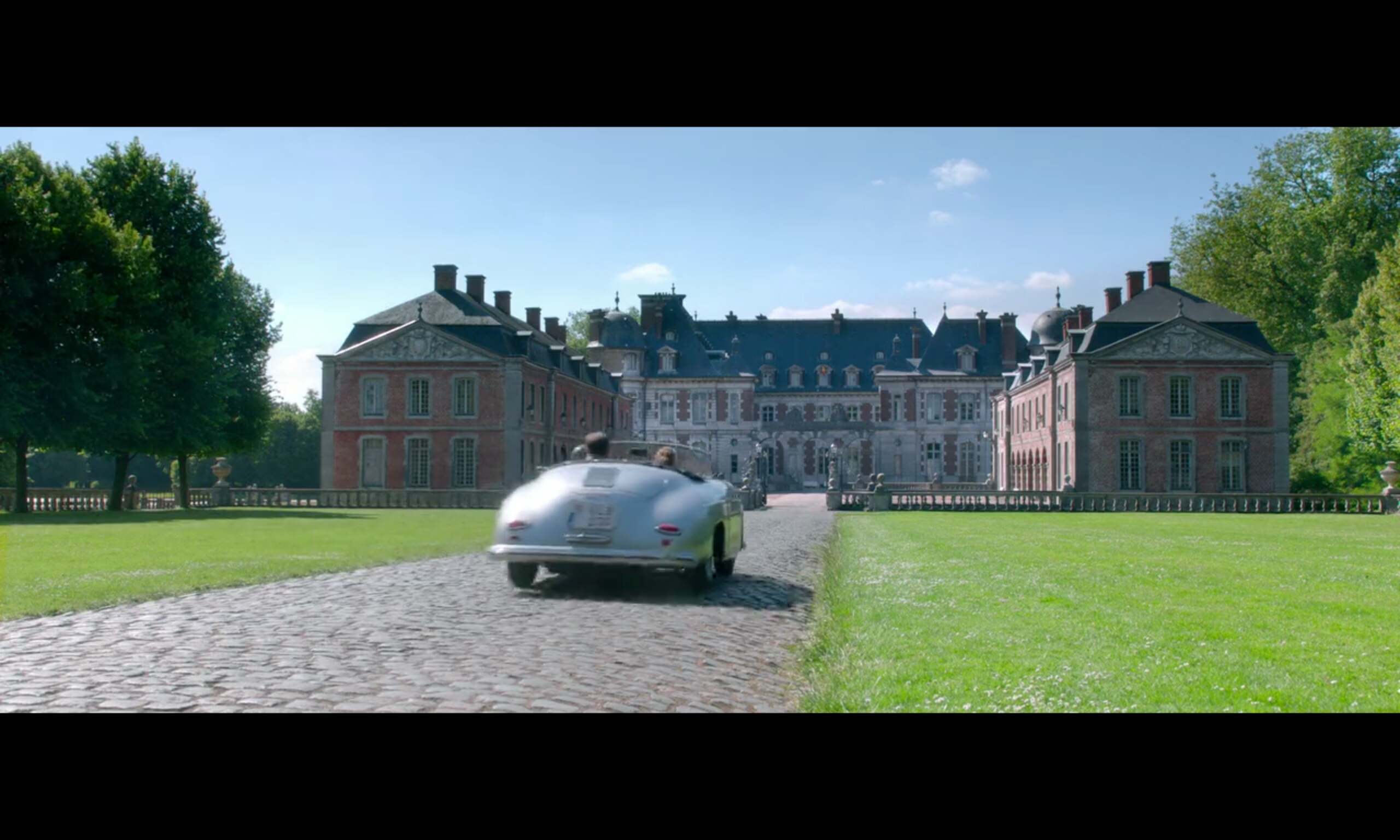 意外制造公司剧照的剧照