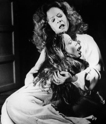 魔女嘉莉剧照的剧照