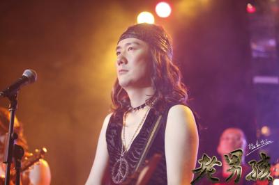 老男孩猛龙过江剧照的剧照