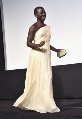 卡推女王剧照的剧照