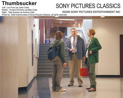 吮拇指的人剧照的剧照