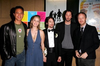 吮拇指的人剧照的剧照