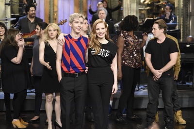 周六夜现场：杰西卡·查斯坦/特洛耶·希文剧照的剧照