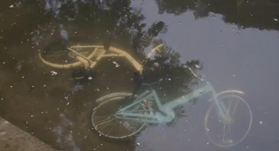 生活万岁剧照的剧照