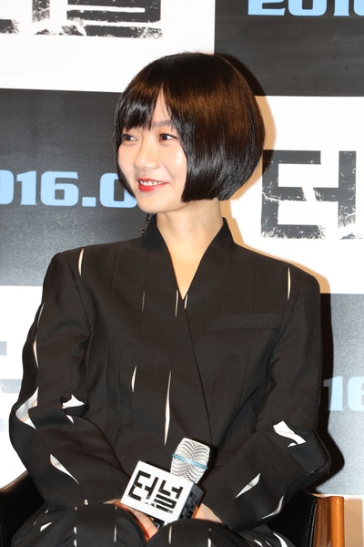 隧道剧照的剧照