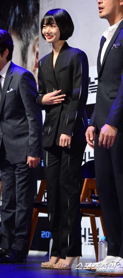 隧道剧照的剧照