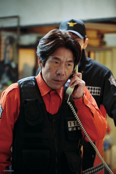 隧道剧照的剧照