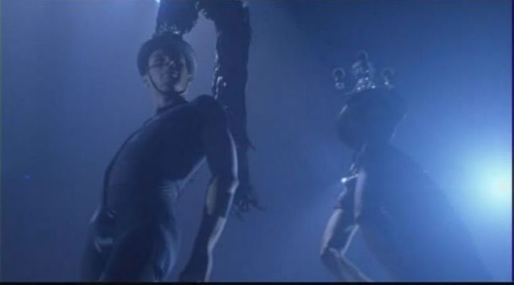 与麦当娜同床剧照的剧照