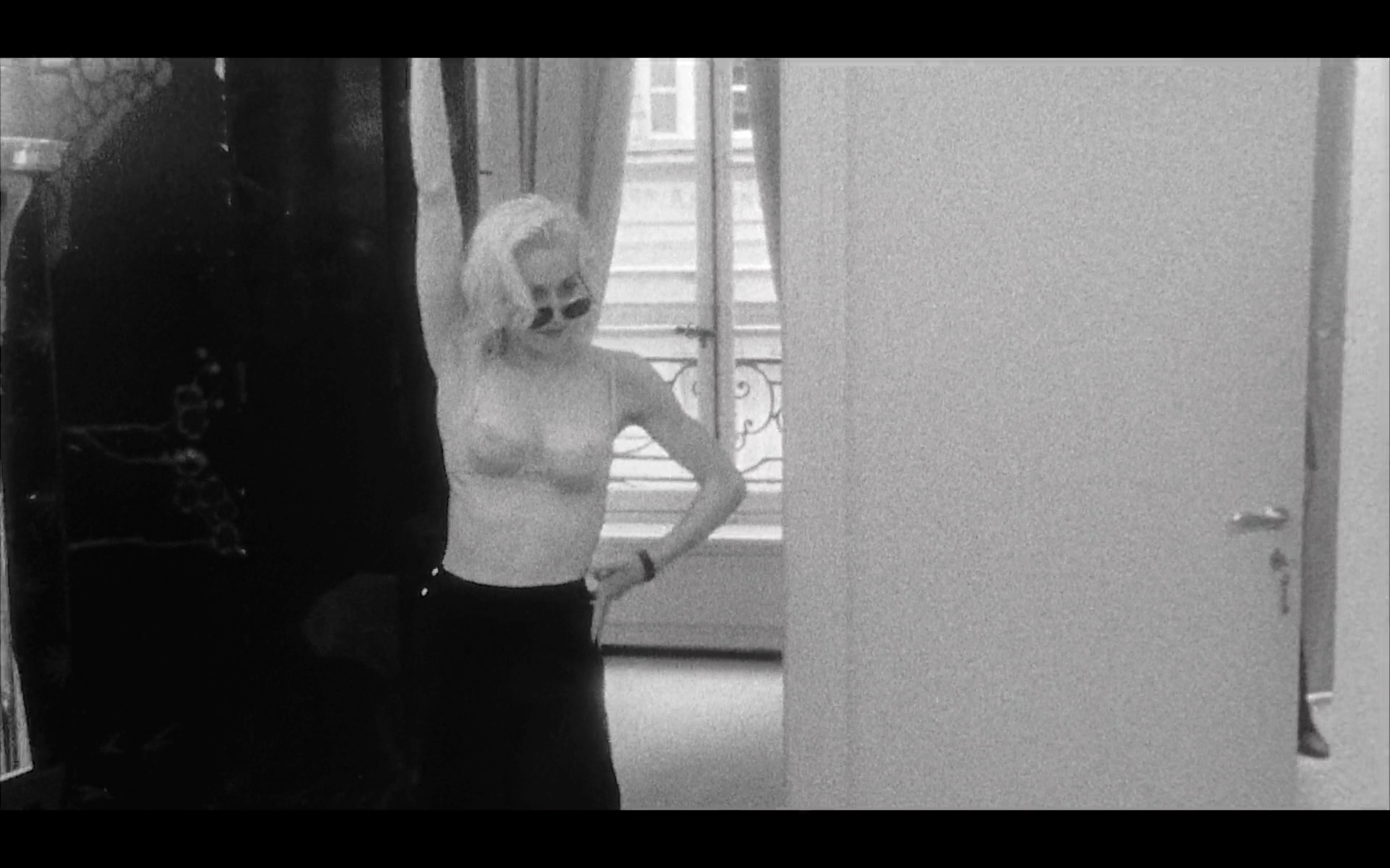 与麦当娜同床剧照的剧照