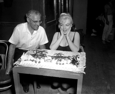 让我们相爱吧剧照的剧照