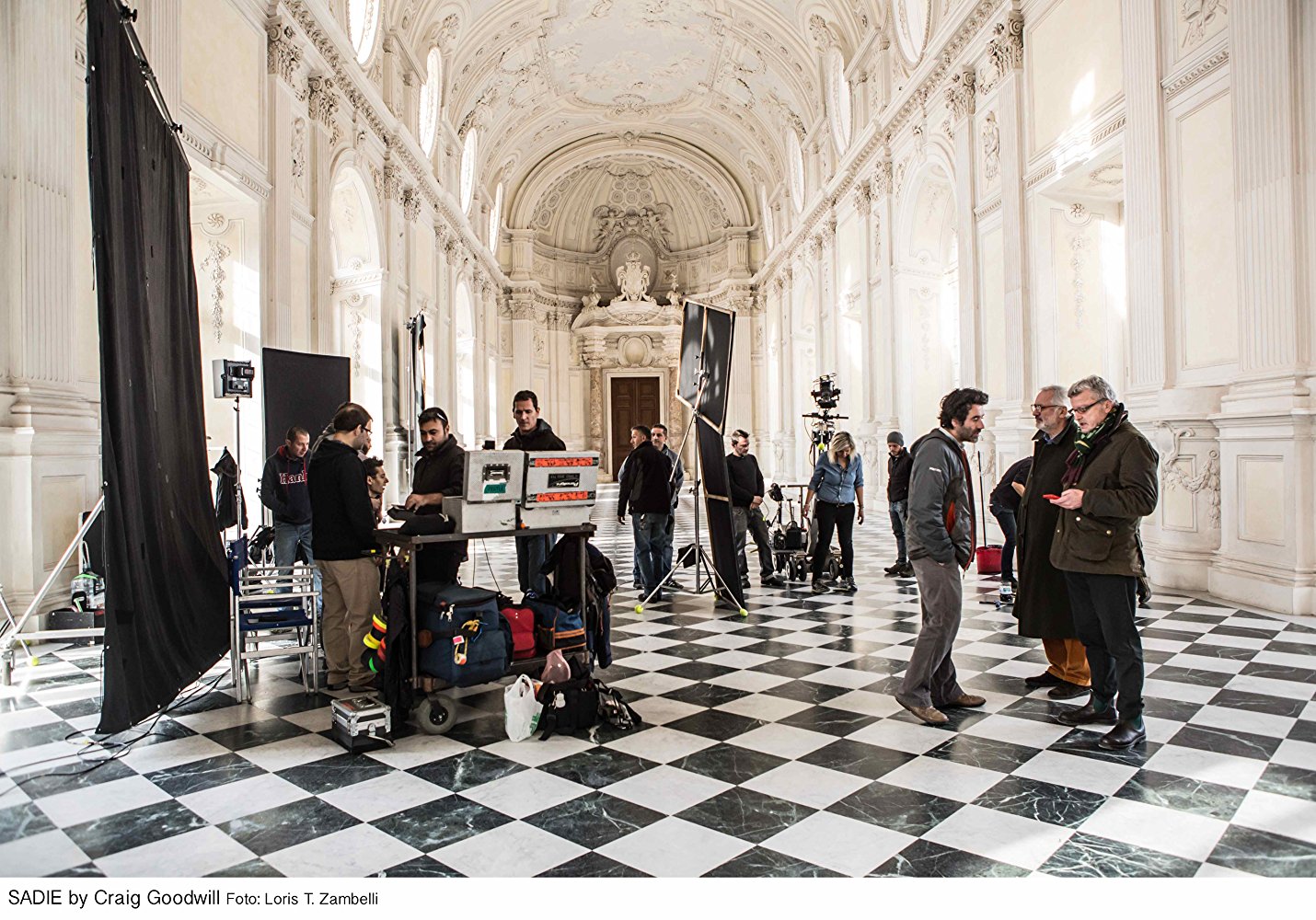 强制措施剧照的剧照