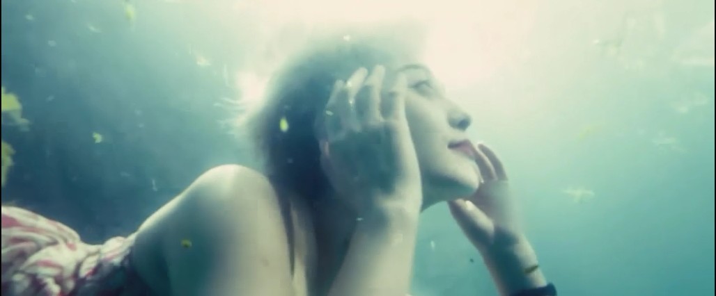 二次曝光剧照的剧照