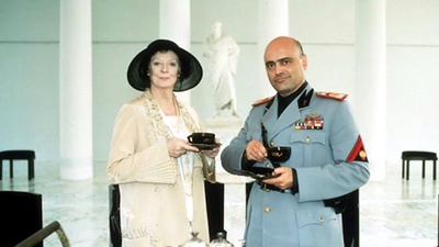 与墨索里尼喝茶剧照的剧照