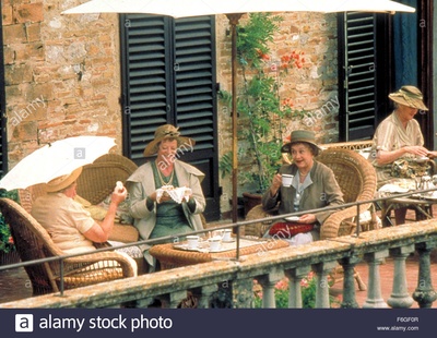 与墨索里尼喝茶剧照的剧照