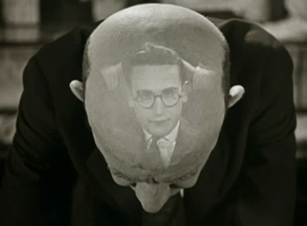 安全至下剧照的剧照