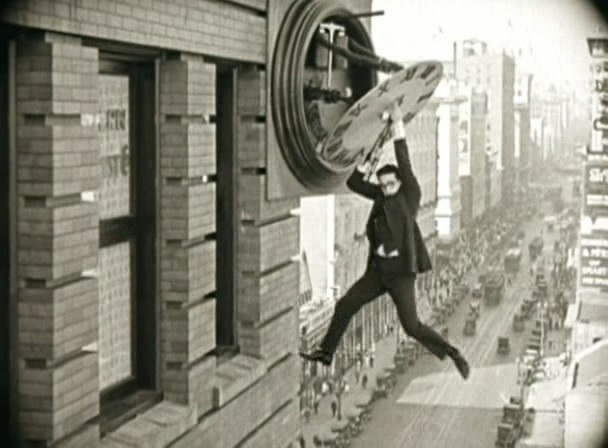 安全至下剧照的剧照