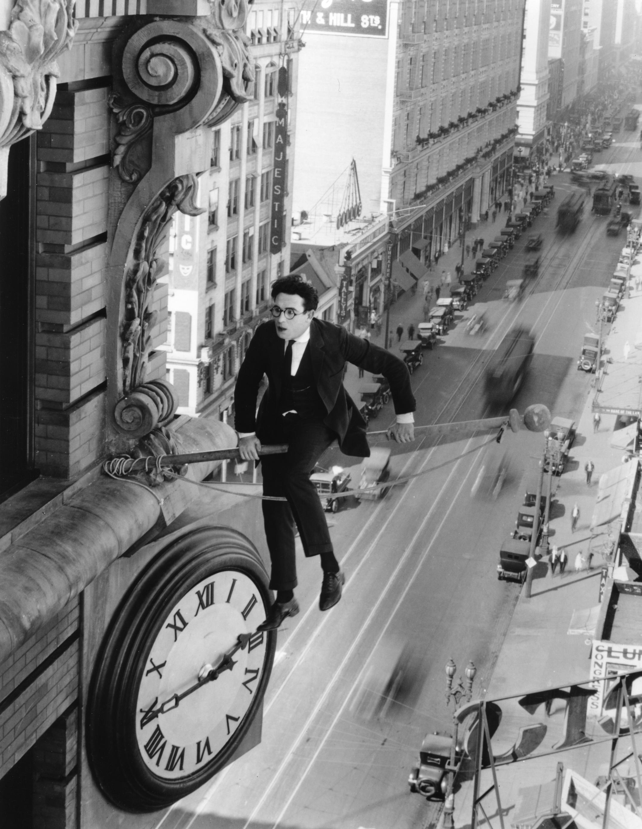 安全至下剧照的剧照