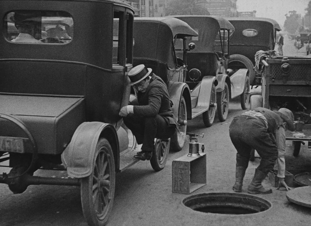 安全至下剧照的剧照