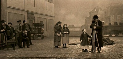 船续前行剧照的剧照