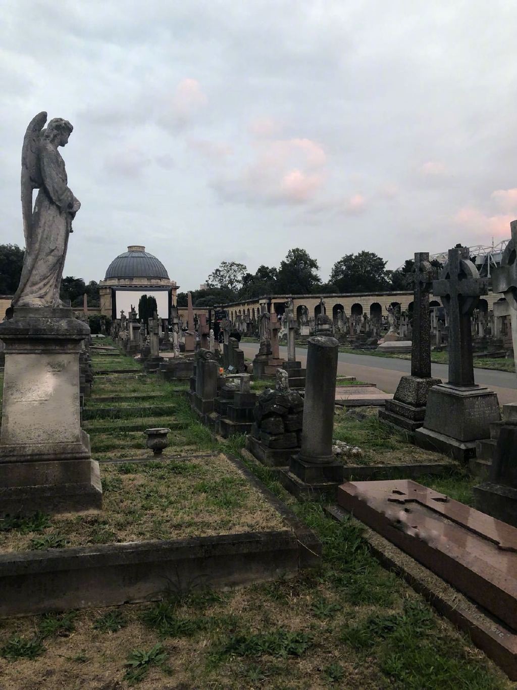 修女剧照的剧照