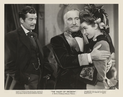 空谷芳草剧照的剧照