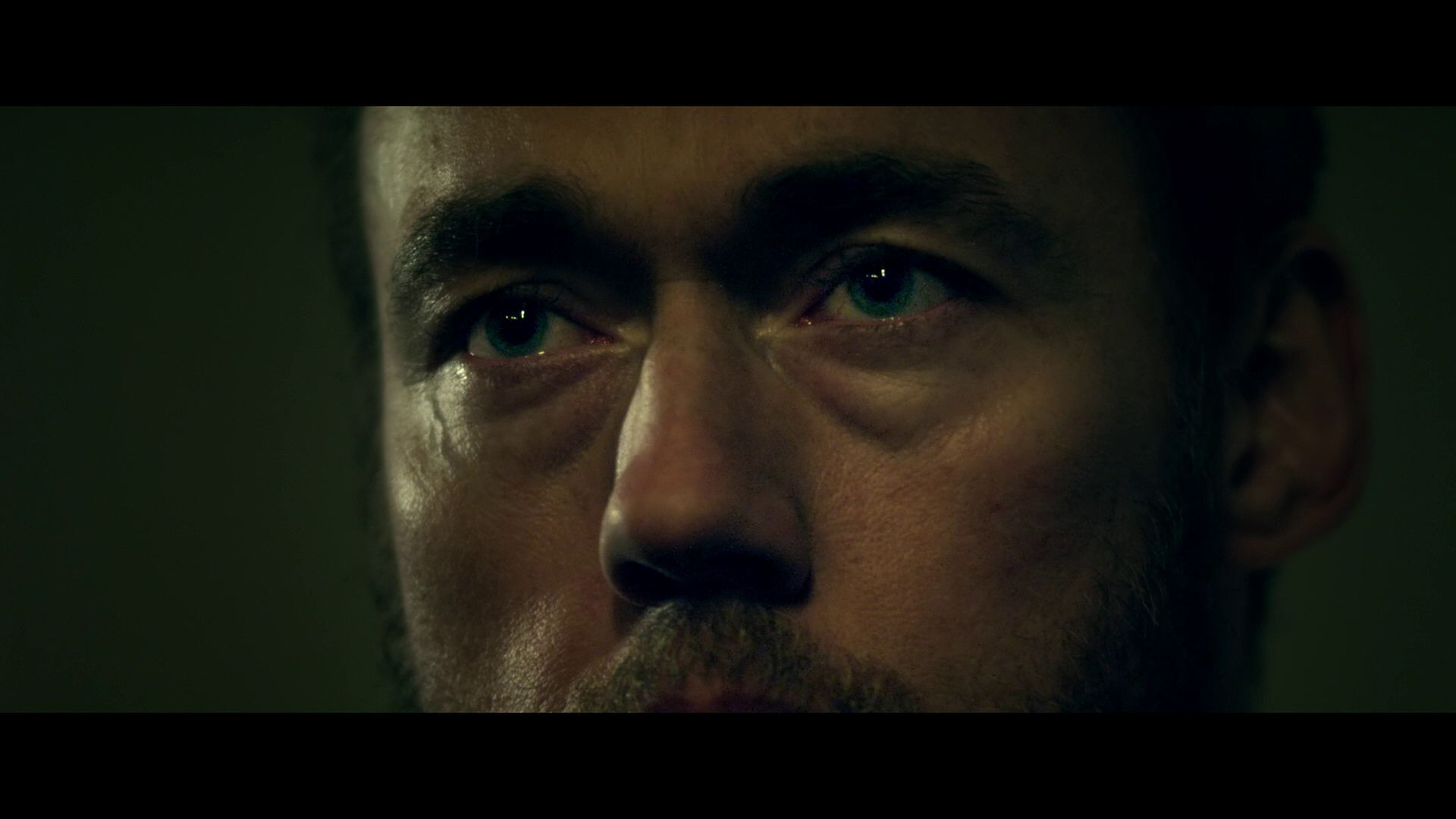 漆黑如夜剧照的剧照