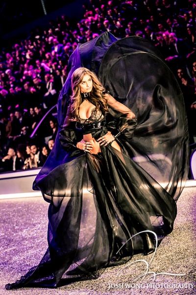 维多利亚的秘密2016时装秀剧照的剧照