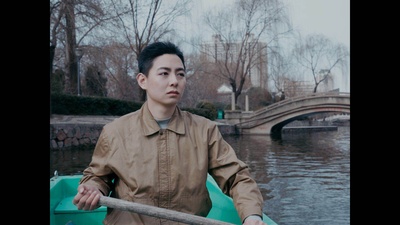 红裙下剧照的剧照