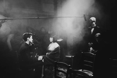 暮光·巴黎剧照的剧照